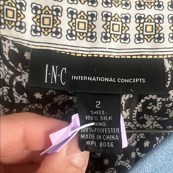 INC International Concepts Black and Gold Long Sleeve Dress - Picture 4 of 10